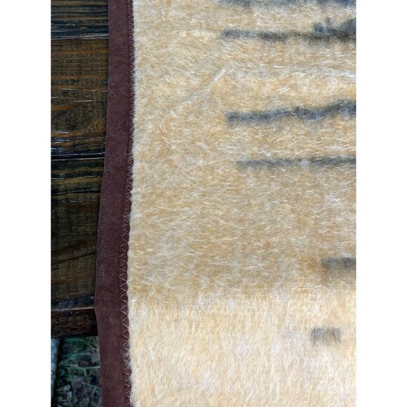 Vtg Horses Throw Blanket Furry North Star Thoroughbreds 60x80 Western Equestrian - Picture 4 of 10